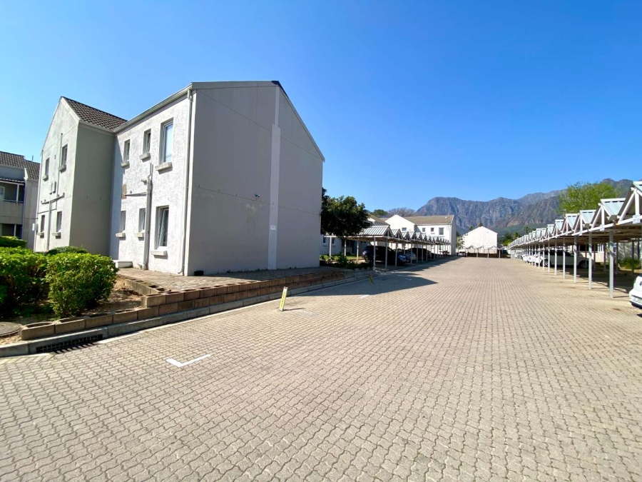 2 Bedroom Property for Sale in Klein Drakenstein Western Cape